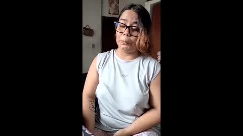 eimy_saenzz online show from 02-12-26, 07:09