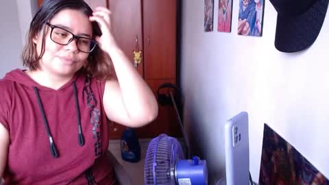 Snapshot of eimy_saenzz chatting on 04-04-26, 04:48 eimy_saenzz online show from 04-04-26, 04:48