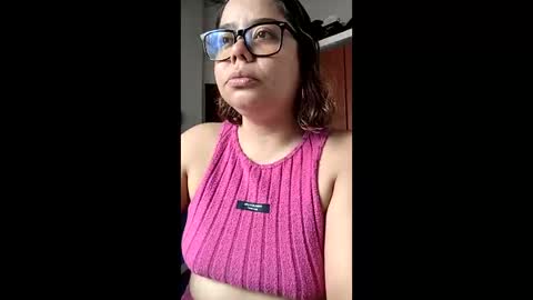 Snapshot of eimy_saenzz chatting on 04-12-26, 05:29 eimy_saenzz online show from 04-12-26, 05:29