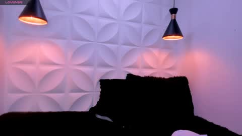 eimy online show from 05-15-26, 01:40