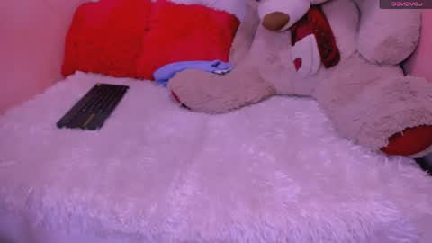 eimy online show from 05-22-26, 03:28