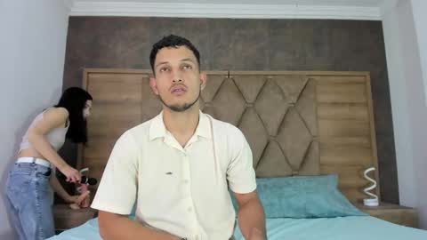 Snapshot of eimyandmaxi chatting on 01-17-26, 08:01 YG COUPLE online show from 01-17-26, 08:01