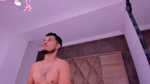 Snapshot of eimyandmaxi chatting on 02-03-26, 02:53 YG COUPLE online show from 02-03-26, 02:53