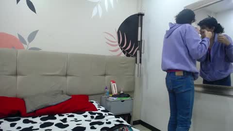 Snapshot of eimyflorian chatting on 01-04-25, 11:22 Eimyflorian online show from 01-04-25, 11:22