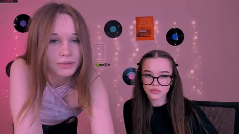 Snapshot of eira_mouse chatting on 04-07-26, 08:48 Sweet Eira online show from 04-07-26, 08:48