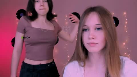 Snapshot of eira_mouse chatting on 04-08-26, 08:36 Sweet Eira online show from 04-08-26, 08:36