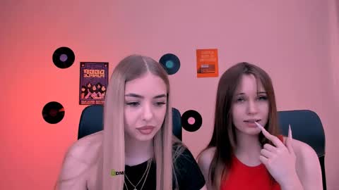 Snapshot of eira_mouse chatting on 05-12-26, 08:44 Sweet Eira online show from 05-12-26, 08:44