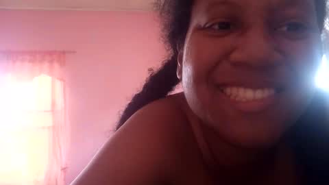 Eirondra Valeen online show from 10-22-25, 02:17