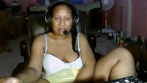 Eirondra Valeen online show from 02-27-26, 01:49
