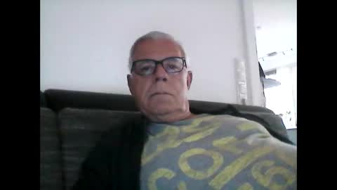 Snapshot of eisbaer1957 chatting on 06-03-26, 05:51 eisbaer1957 online show from 06-03-26, 05:51