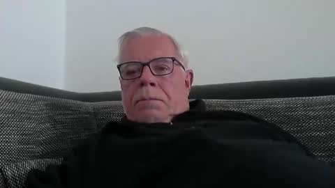 Snapshot of eisbaer1957 chatting on 06-07-26, 06:06 eisbaer1957 online show from 06-07-26, 06:06