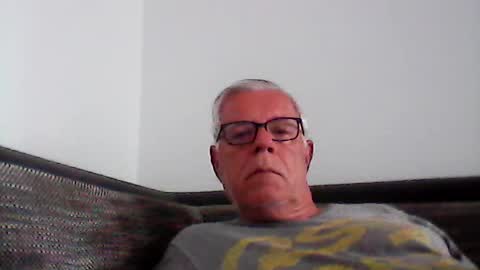 Snapshot of eisbaer1957 chatting on 06-21-26, 06:16 eisbaer1957 online show from 06-21-26, 06:16