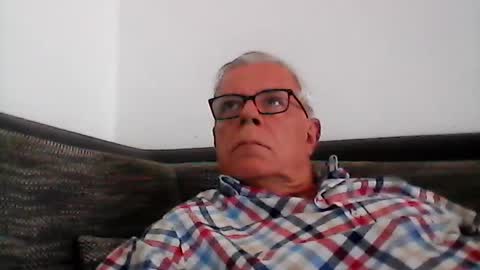 Snapshot of eisbaer1957 chatting on 07-07-26, 06:12 eisbaer1957 online show from 07-07-26, 06:12