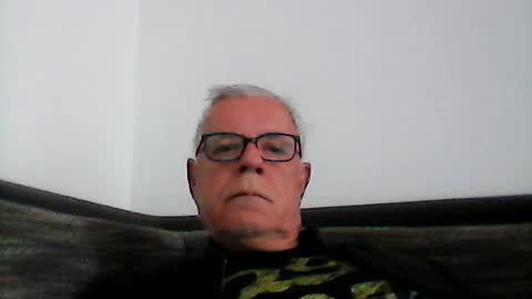 Snapshot of eisbaer1957 chatting on 08-09-26, 07:13 eisbaer1957 online show from 08-09-26, 07:13