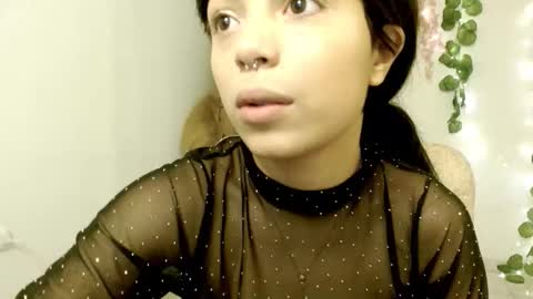 Snapshot of eiviiy1609 chatting on 10-24-25, 02:24 eiviiy1609 online show from 10-24-25, 02:24