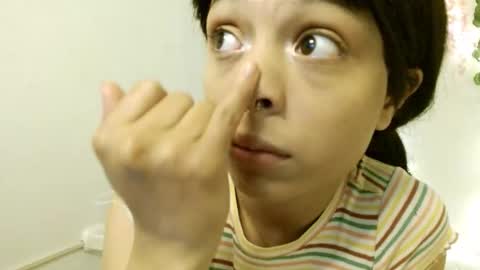 Snapshot of eiviiy1609 chatting on 10-25-25, 01:51 eiviiy1609 online show from 10-25-25, 01:51