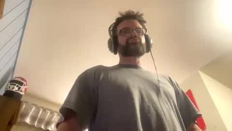 Snapshot of ejbooker11 chatting on 03-16-26, 06:50 PiedPiper online show from 03-16-26, 06:50