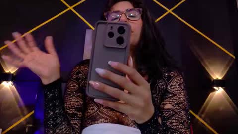 Snapshot of eka_urda chatting on 02-12-26, 10:05 Eka online show from 02-12-26, 10:05