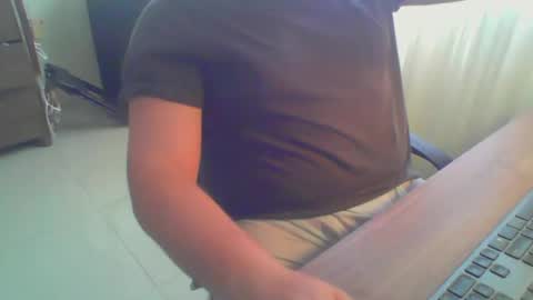 Snapshot of ekudemic chatting on 12-24-24, 08:27 Juan Pablo M online show from 12-24-24, 08:27