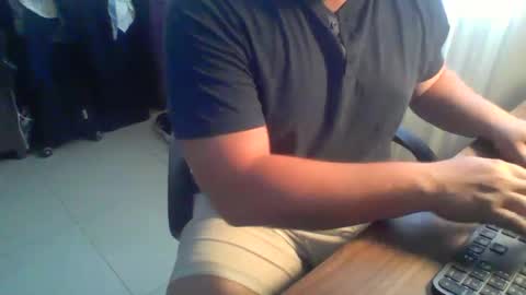 Snapshot of ekudemic chatting on 01-06-25, 10:05 Juan Pablo M online show from 01-06-25, 10:05