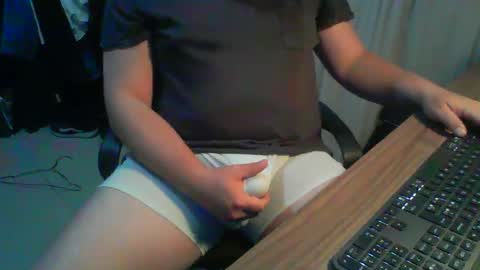 Snapshot of ekudemic chatting on 01-19-25, 05:05 Juan Pablo M online show from 01-19-25, 05:05