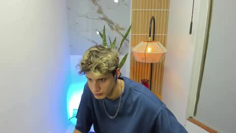 el_flakitoo_ online show from 10-02-25, 02:51