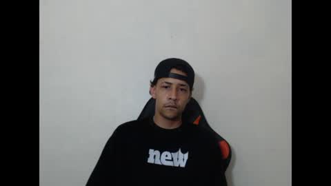 Instagram BelowAbajo online show from 05-13-26, 02:53