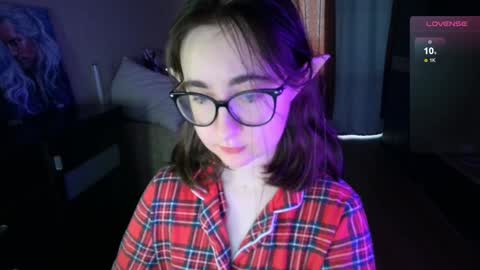 If you like it when I meow give me a thumbs up online show from 12-05-24, 09:17