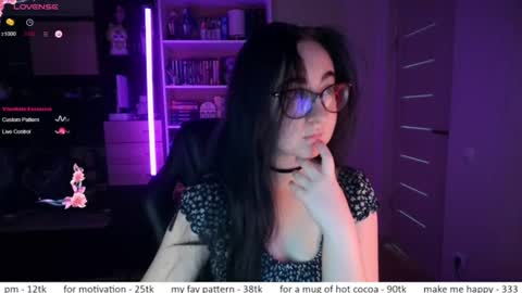If you like it when I meow give me a thumbs up online show from 06-23-26, 11:08