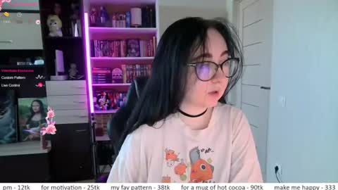 If you like it when I meow give me a thumbs up online show from 06-26-26, 10:08