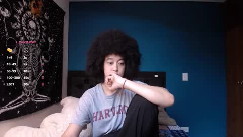 Snapshot of ela_0 chatting on 10-16-25, 07:37 Ela Help me reach 100 thumbs up online show from 10-16-25, 07:37