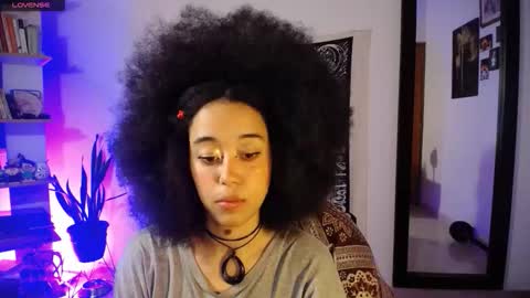 Snapshot of ela_0 chatting on 02-18-26, 05:36 Ela Help me reach 100 thumbs up online show from 02-18-26, 05:36