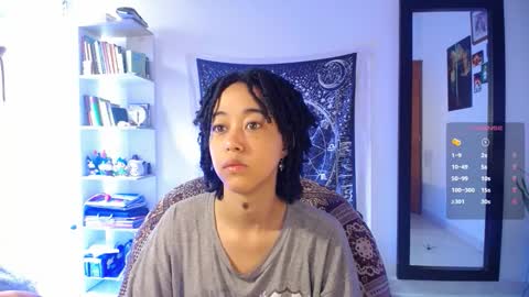 Snapshot of ela_0 chatting on 03-18-26, 03:48 Ela Help me reach 100 thumbs up online show from 03-18-26, 03:48