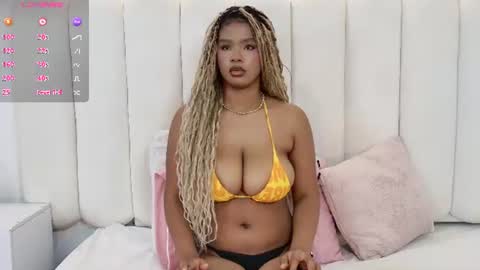 Snapshot of ela_ebony_ chatting on 07-11-26, 12:35 ela_ebony_ online show from 07-11-26, 12:35