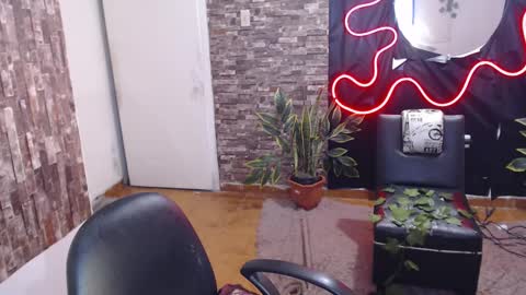 Snapshot of ela_foxyy chatting on 12-06-24, 08:29 ELA online show from 12-06-24, 08:29