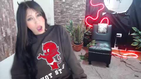 Snapshot of ela_foxyy chatting on 01-22-25, 05:37 ELA online show from 01-22-25, 05:37