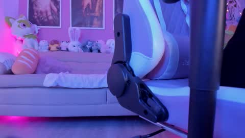 Ela online show from 02-24-26, 06:55