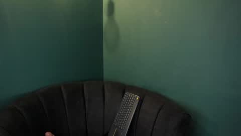 elaine87_ online show from 10-20-25, 09:10