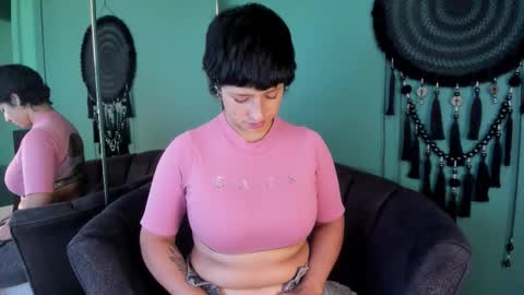 Snapshot of elaine87_ chatting on 03-01-26, 11:34 elaine87_ online show from 03-01-26, 11:34