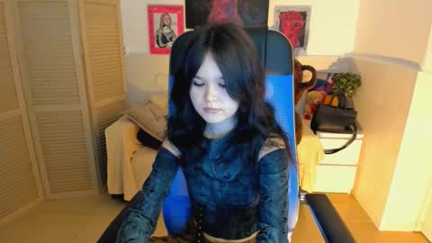 Your sweet girl online show from 10-17-25, 07:27