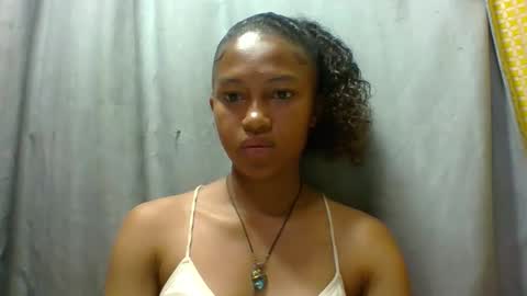 elaliealdy online show from 11-02-25, 06:38