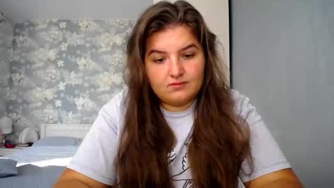 Snapshot of elanis_blair chatting on 09-30-25, 12:21 Elanis online show from 09-30-25, 12:21