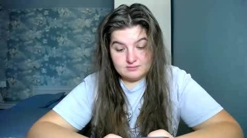 Snapshot of elanis_blair chatting on 11-16-25, 12:11 Elanis online show from 11-16-25, 12:11