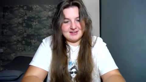 Elanis online show from 02-06-26, 04:54