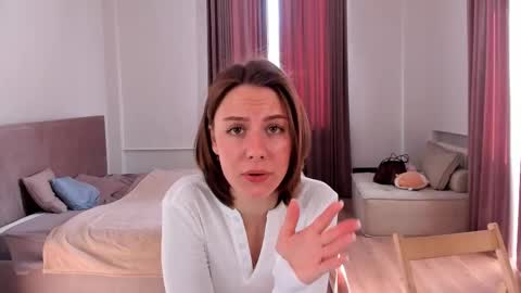 Snapshot of elannand chatting on 03-21-26, 06:18 ELA 3 online show from 03-21-26, 06:18