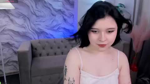 Snapshot of elara_irving chatting on 07-20-26, 02:59 Elly online show from 07-20-26, 02:59