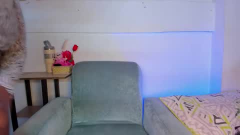 Ela online show from 02-14-26, 04:31