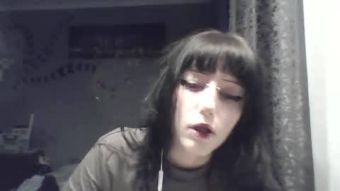 Lia online show from 04-27-26, 05:11