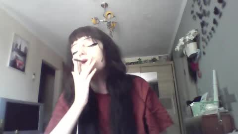 Lia online show from 05-16-26, 07:27