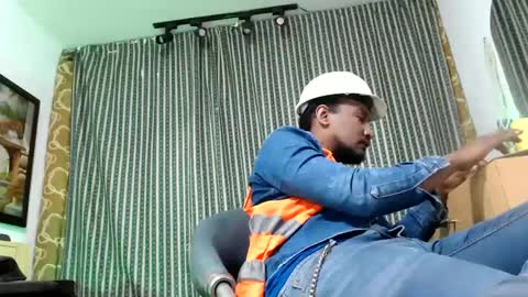 Snapshot of elcaballeroblack chatting on 09-30-25, 12:04 elcaballeroblack online show from 09-30-25, 12:04